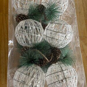 12 Piece White Rattan Ball w/Thread String & Pinecone Rustic Ornaments